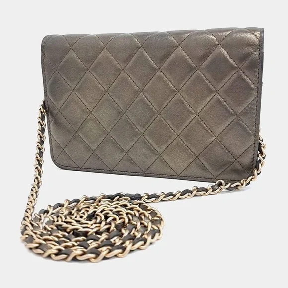 Rare CHANEL Metallic Quilted Clutch Gold Leather WOC Mini Crossbody Bag Like New - Picture 4 of 16